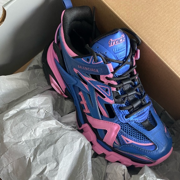 Balenciaga Track 2 Sneakers - Picture 9 of 9